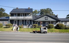Robertson Public House And Kitchen
